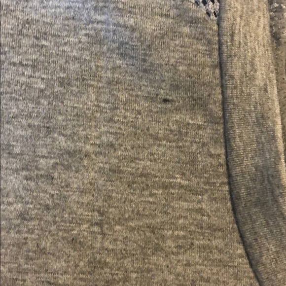 Tahari Sport Women’s Gray Net Crop Top‎ Tank - Picture 6 of 8